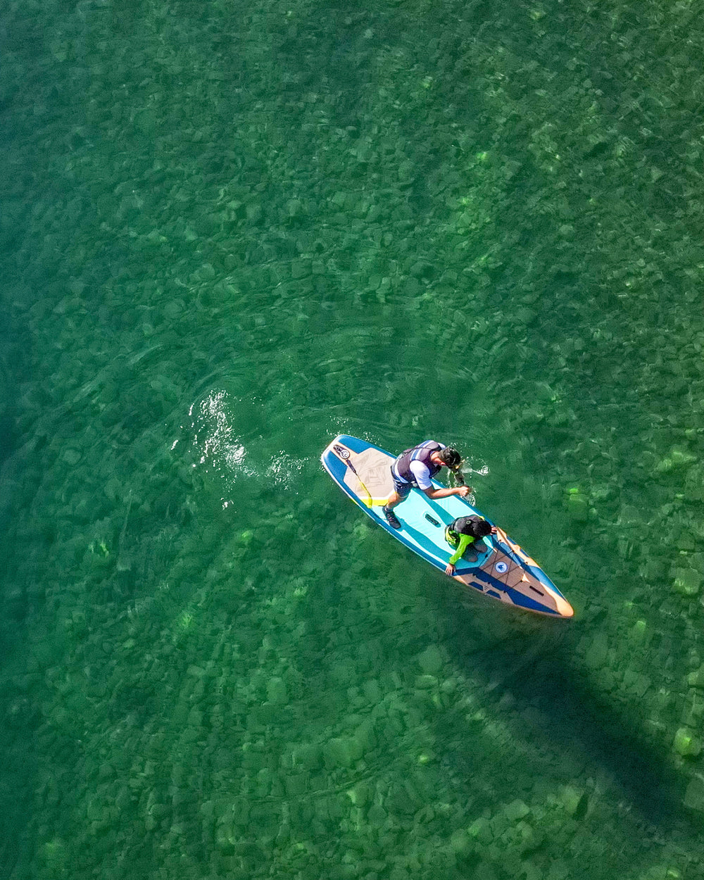 2024 Performer 11' Inflatable Paddle Board - Deep Sea/Isle Green